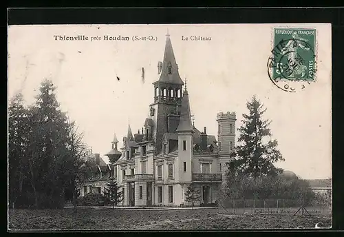 AK Thionville près Houdan, Le Château