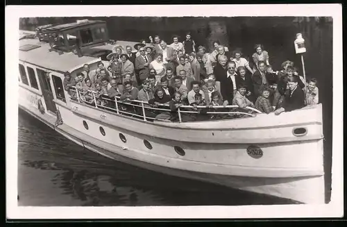 Fotografie R. Woike, Berlin, Dampfer - Ausflugsdampfer