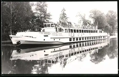 Fotografie H. Woike, Berlin, Dampfer - Ausflugsdampfer, Filmaufnahmen auf dem Oberdeck