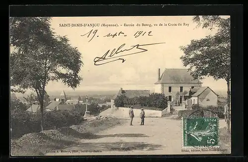 AK Saint-Denis-D`Anjou, Entrée du Bourg, vu de la Croix du Ray