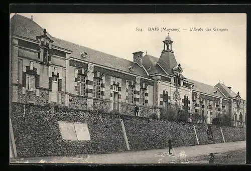 AK Bais, L`École des Garcons