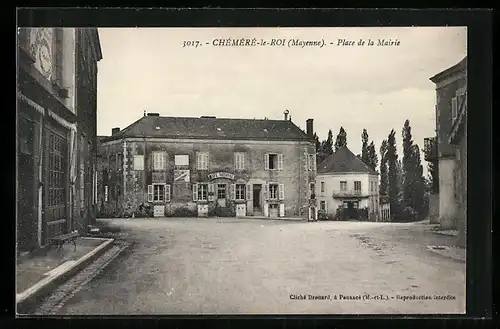 AK Chéméré-le-Roi, Place de la Mairie