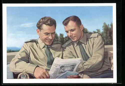 AK Raumfahrer Titow und Gagarin lesen Zeitung, Ganzsache