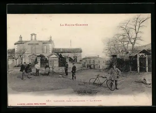 AK Lacasse, Prés Lavernose, La Mairie