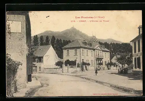 AK Cierp, L`Hotel de Ville