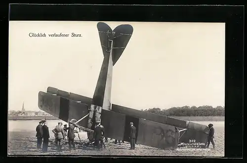 Foto-AK Sanke Nr. 322: Flugzeug nach dem Absturz