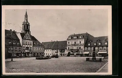AK Pulsnitz, Marktplatz mit Rathaus und Hotel Grauer Wolf