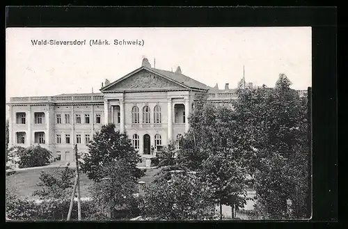 AK Wald-Sieversdorf, Kurhaus mit Park