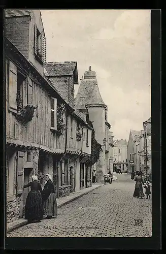 AK Laval, La Rue de Paradis, Strassenpartie