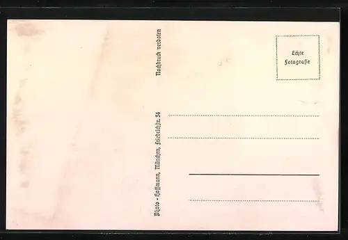 AK Luftschiff Graf Zeppelin über der Werft, 