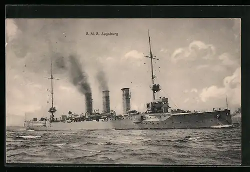 AK Kriegsschiff SMS Augsburg in Fahrt