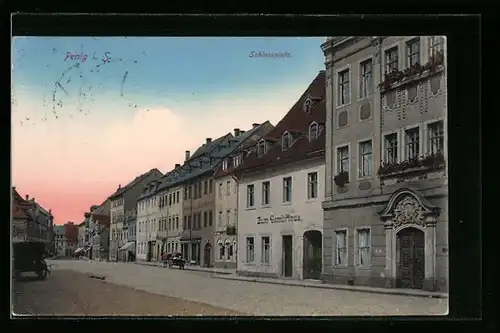 AK Penig i. S., Strasse am Schlossplatz mit Gasthaus Zum Gambrinus