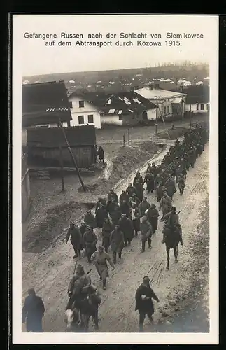AK Kozowa, Gefangene Russen nach der Schlacht von Siemikowce auf dem Abtransport 1915