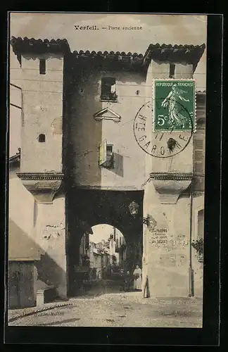 AK Verfeil, Porte ancienne