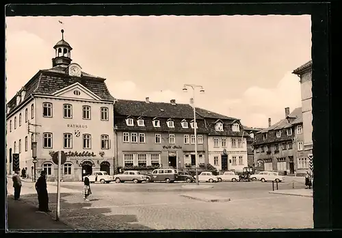 AK Bad Salzungen /Thür., Rathaus und Cafe Bein am Markt