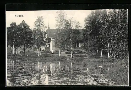 AK Peksala, Ansicht eines Hauses am Wasser