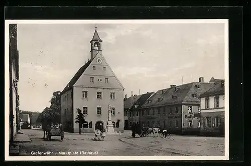 AK Grafenwöhr, Marktplatz mit Rathaus