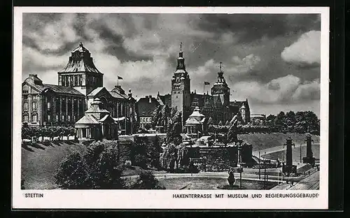 AK Stettin, Hakenterrasse mit Museum und Regierungsgebäude
