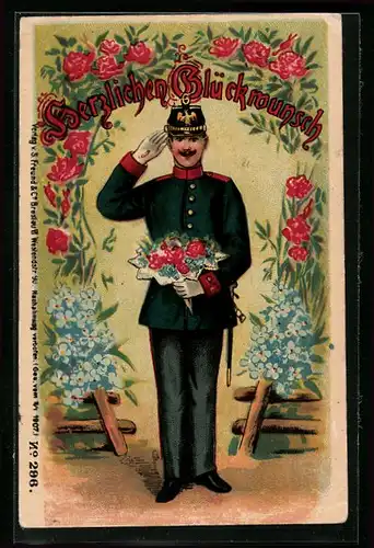 AK Soldat in Uniform mit einem Blumenstrauss und herzlichen Glückwunsch, 1. Weltkrieg