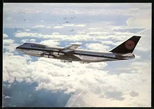 AK Flugzeug Boeing Jet 747 der Lufthansa über den Wolken