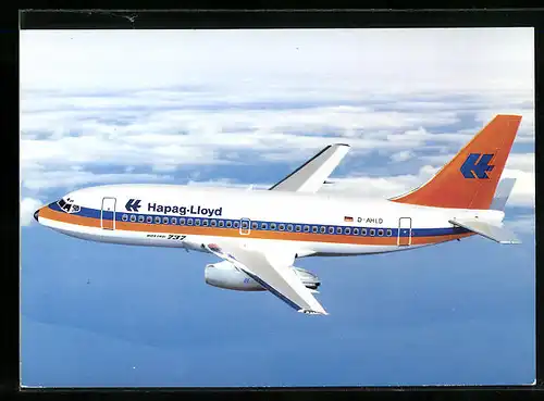 AK Flugzeug Boeing 737-200 von Hapag-Lloyd über den Wolken