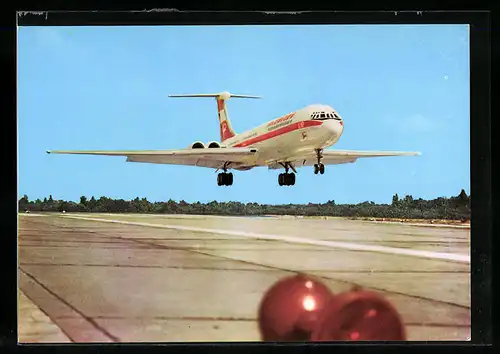 AK Turbinenluftstrahlverkehrsflugzeug IL 62 der Interflug beim Landen