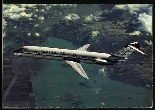 AK Flugzeug Douglas DC-9-40 über den Wolken
