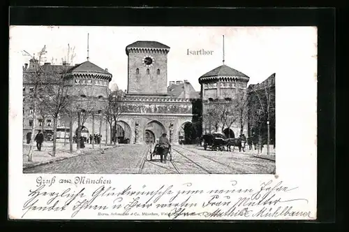 AK München, Isarthor mit Strassenpartie und Kutsche