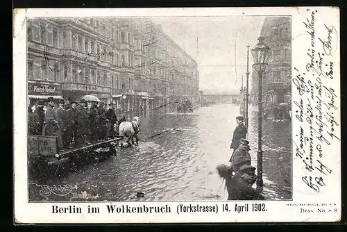 AK Berlin-Kreuzberg, Yorkstrasse mit Fleischerei und Pferdewagen im Wolkenbruch 1902