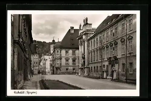 AK Eichstätt /Bayern, Strassenpartie im Ort