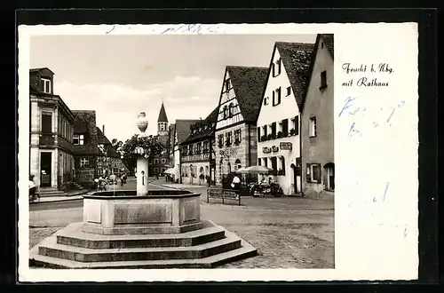 AK Feucht b. Nbg., Ortspartie mit Rathaus und Springbrunnen