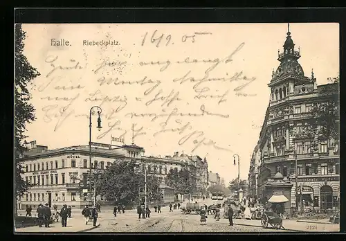 AK Halle, Strassenbahnen und Hotel Goldene Kugel am Riebeckplatz