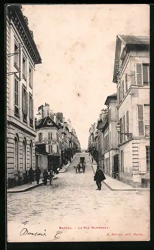 AK Mantes, La Rue Nationale