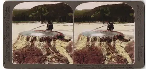 Stereo-Fotografie Underwood & Underwood, New York, Ansicht Yellowstone Park, Devil`s Punch Bowl