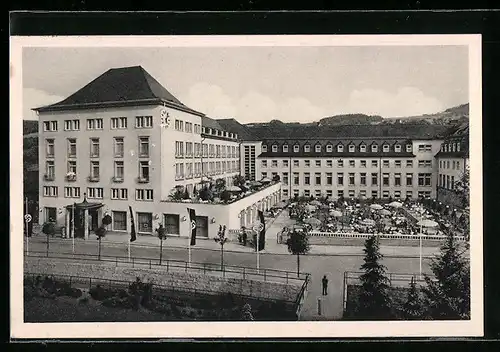 AK Oberschlema / Erzgeb., Kurhaus mit Kurterrasse