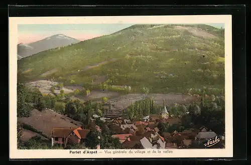AK Portet D`Aspet, Vue generale du village et de la vallee