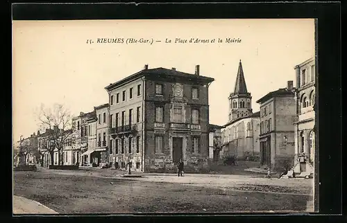 AK Rieumes, La Place d`Armes et la Mairie