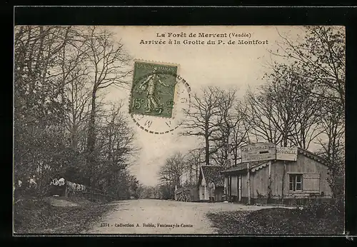 AK La Forêt de Mervent, Arrivée à la Grotte du P. de Montfort