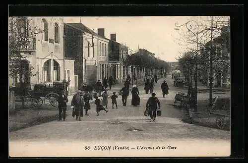 AK Lucon, L`Avenue de la Gare