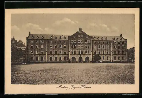 AK Marburg, Jäger-Kaserne vom Platz aus gesehen
