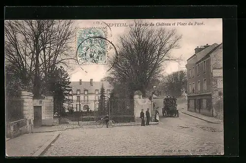 AK Septeuil, Facade du Château et Place du Pavé