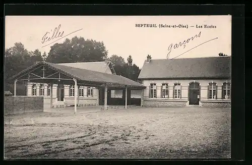 AK Septeuil, Les Ecoles