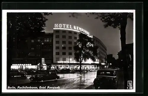 AK Berlin, Kurfürstendamm, Hotel Kempinski bei Nacht