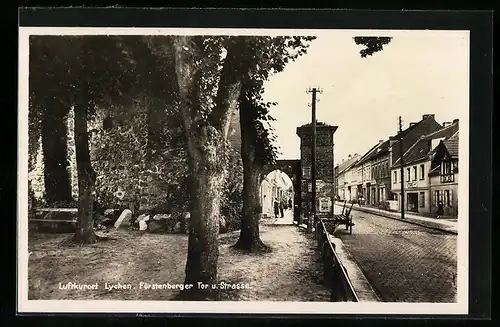 AK Lychen, Fürstenberger Strasse und Tor