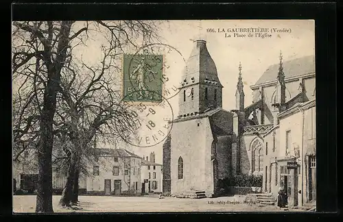 AK La Gaubretière, La Place de l`Eglise