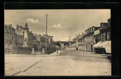 AK Fontenay-le-Comte, Rue de la République