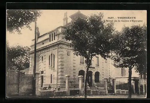 AK Yssingeaux, L`Hotel de la Caisse d`Epargne