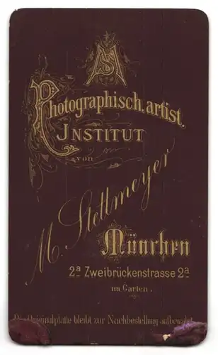 Fotografie M. Stettmeyer, München, Zweibrückenstrasse 2a, Soldat mit Vollbart in Uniform