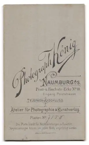 Fotografie Carl König, Naumburg a. S., Post- und Fischstrasse Ecke 19, Einjährig-Freiwilliger Soldat mit Zwicker