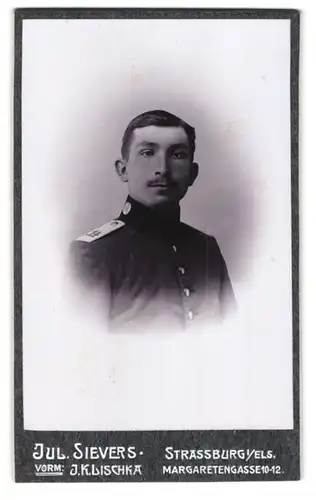 Fotografie Jul. Sievers, Strassburg i.E., Margaretengasse 10-12, Soldat des Inf. Rgt. 14 in Uniform